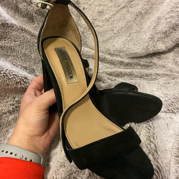 Black Steve Madden Heels - Picture 2 of 5